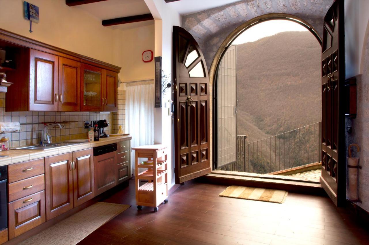 Villa Con Piscina "La Dogana Di Spoleto " Sant'Anatolia di Narco Ngoại thất bức ảnh